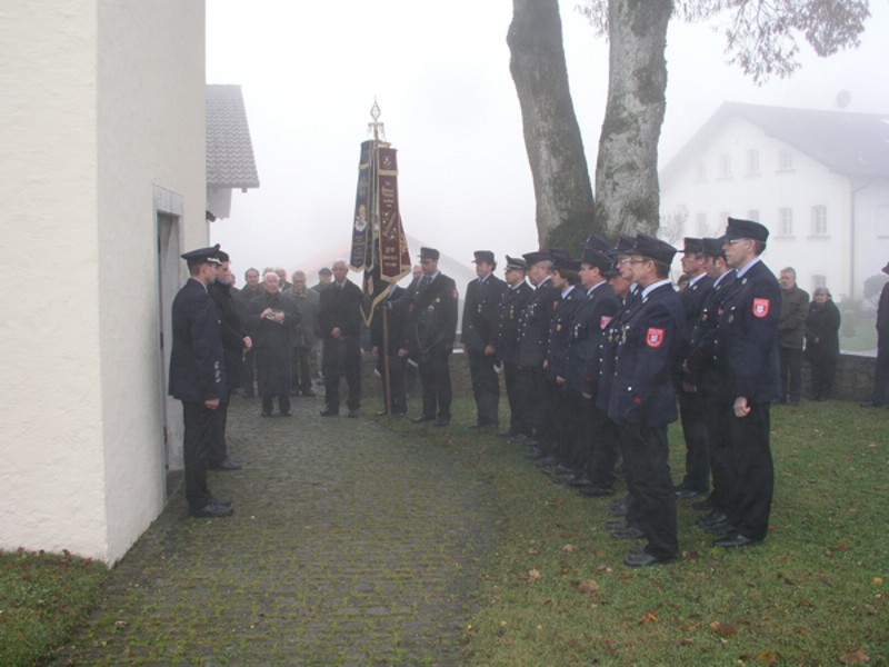 Feuerwehr-Wintershof.de - Neuigkeiten - 2012 - Volkstrauertag