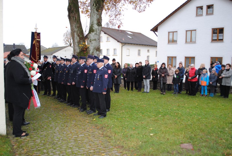 Feuerwehr-Wintershof.de - Neuigkeiten - 2014 - Volkstrauertag